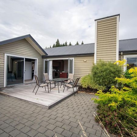 Southland Sounds - Te Anau Holiday Home المظهر الخارجي الصورة