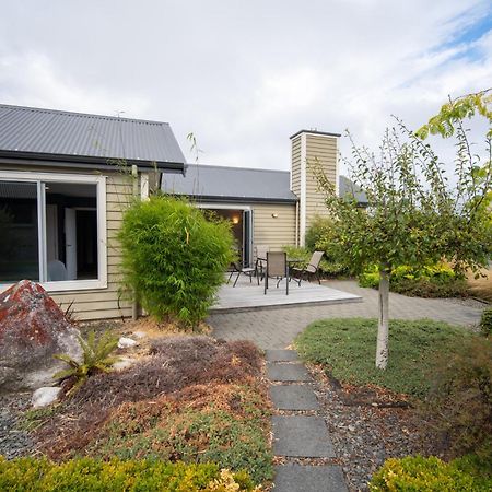Southland Sounds - Te Anau Holiday Home المظهر الخارجي الصورة