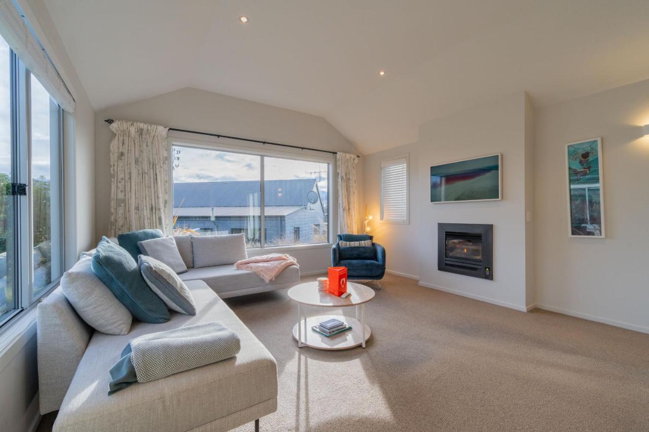 Southland Sounds - Te Anau Holiday Home المظهر الخارجي الصورة