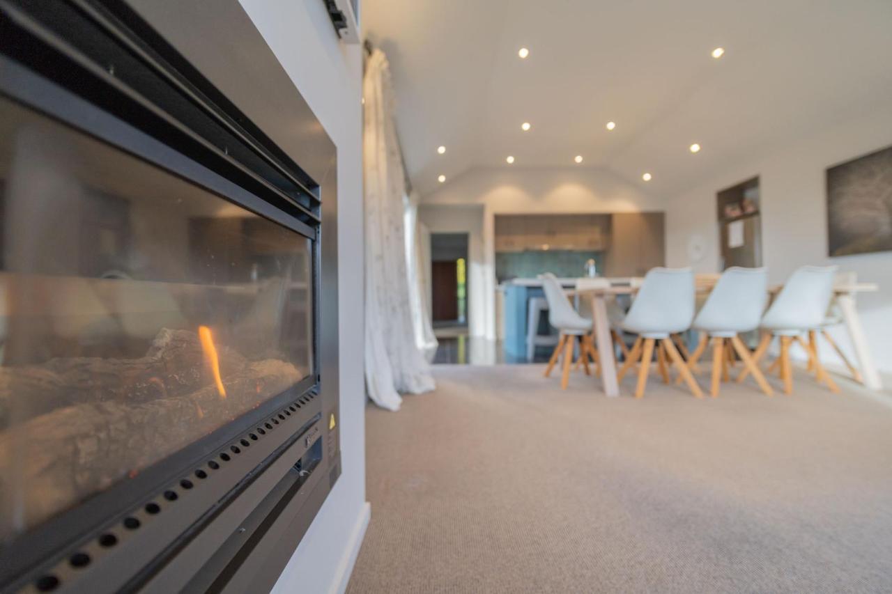Southland Sounds - Te Anau Holiday Home المظهر الخارجي الصورة
