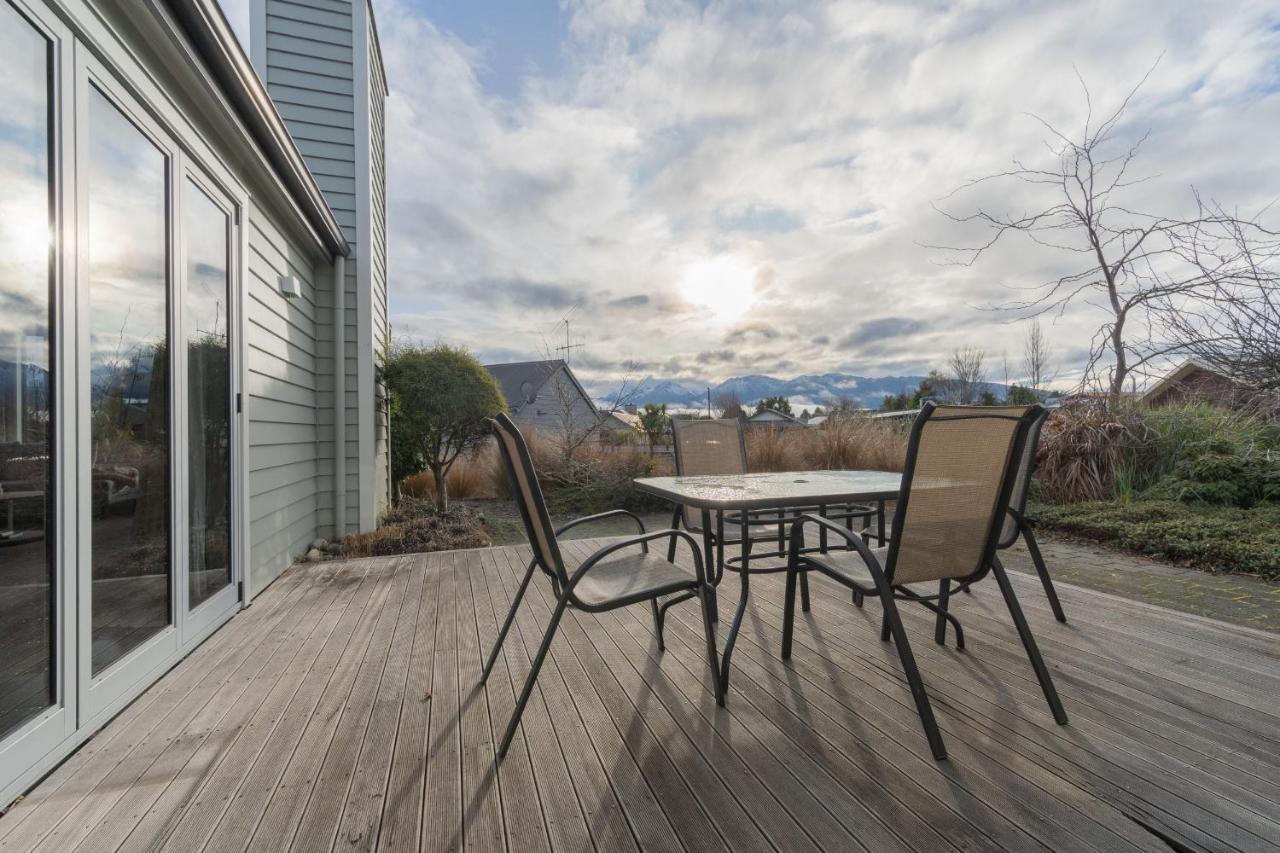Southland Sounds - Te Anau Holiday Home المظهر الخارجي الصورة